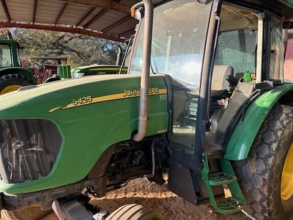 Image of John Deere 5425 equipment image 4