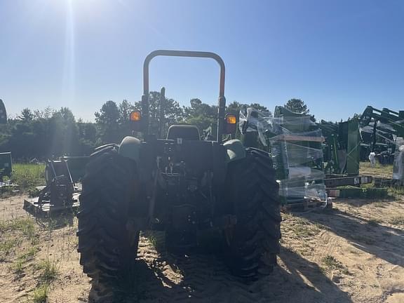 Image of John Deere 5425 equipment image 1