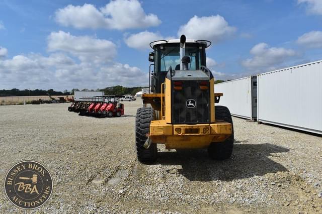 Image of John Deere 544J equipment image 3