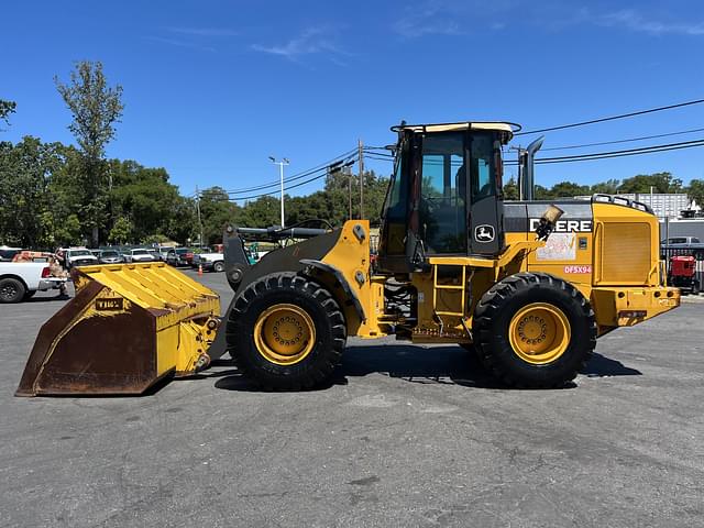 Image of John Deere 544K equipment image 3