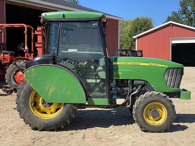 Image of John Deere 5525N equipment image 1