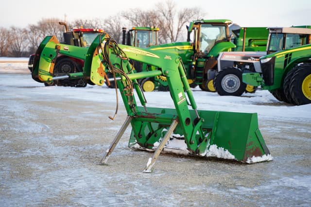Image of John Deere 563 equipment image 4