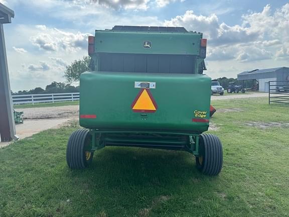 Image of John Deere 568 equipment image 4