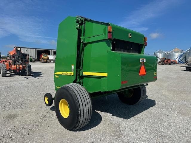 Image of John Deere 568 equipment image 2