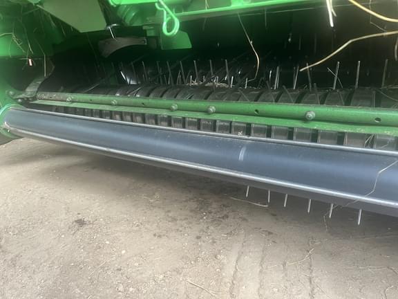 Image of John Deere 568 equipment image 3