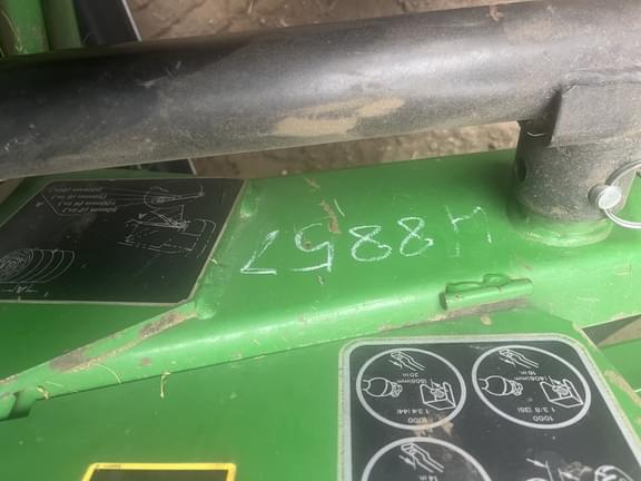Image of John Deere 568 equipment image 4
