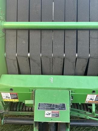 Image of John Deere 568 equipment image 1