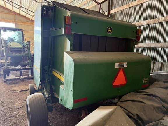 Image of John Deere 568 equipment image 3