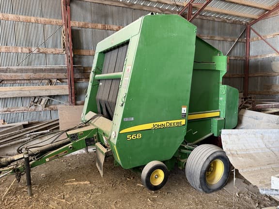 Image of John Deere 568 equipment image 1