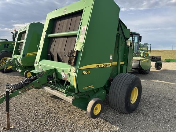 Image of John Deere 568 equipment image 2