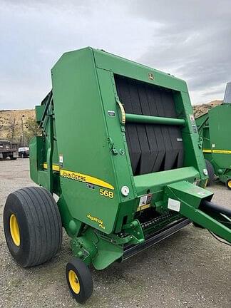 Image of John Deere 568 equipment image 3