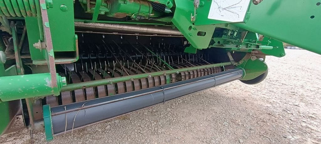 2007 John Deere 568 Equipment Image0