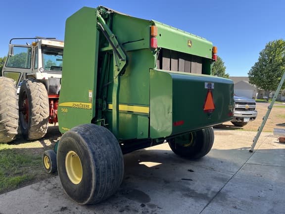 Image of John Deere 568 equipment image 2