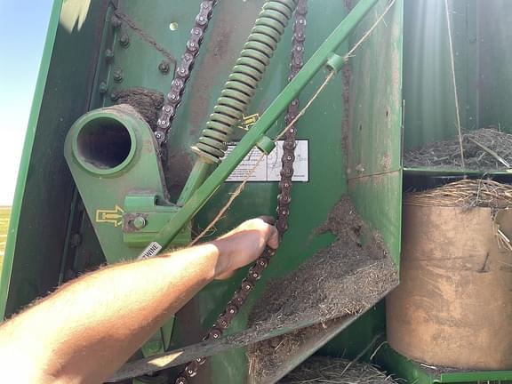 Image of John Deere 568 equipment image 4