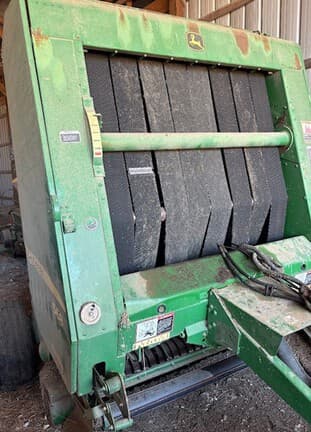 Image of John Deere 568 equipment image 1