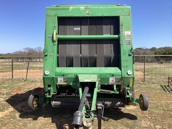 Image of John Deere 568 equipment image 3