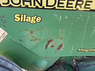 Main image John Deere 568 Mega Wide Plus 33