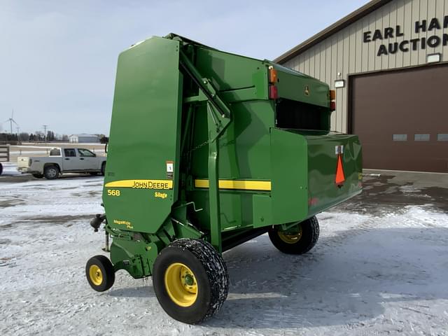 Image of John Deere 568 equipment image 3