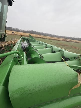 Image of John Deere 608C equipment image 2