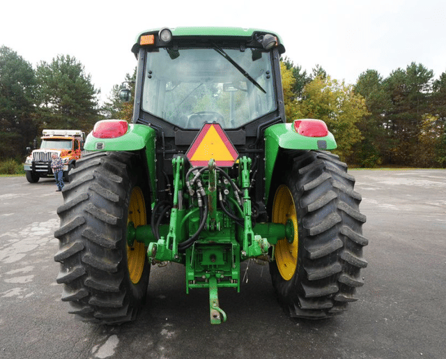 Image of John Deere 6215 equipment image 3