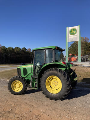 2007 John Deere 6215 Image