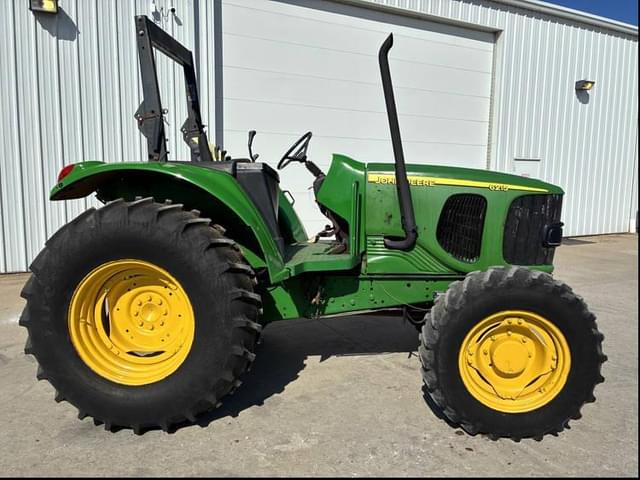 Image of John Deere 6215 equipment image 2