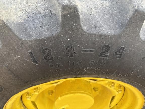Image of John Deere 6215 equipment image 1