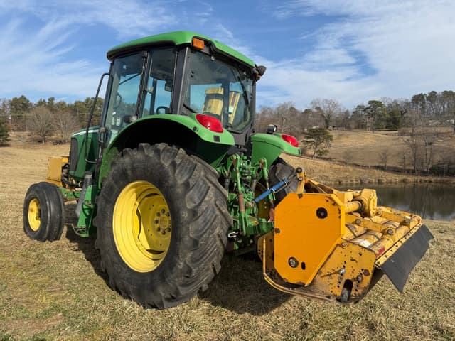 Image of John Deere 6215 equipment image 3