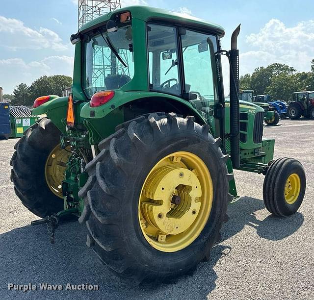 Image of John Deere 6230 Premium equipment image 4