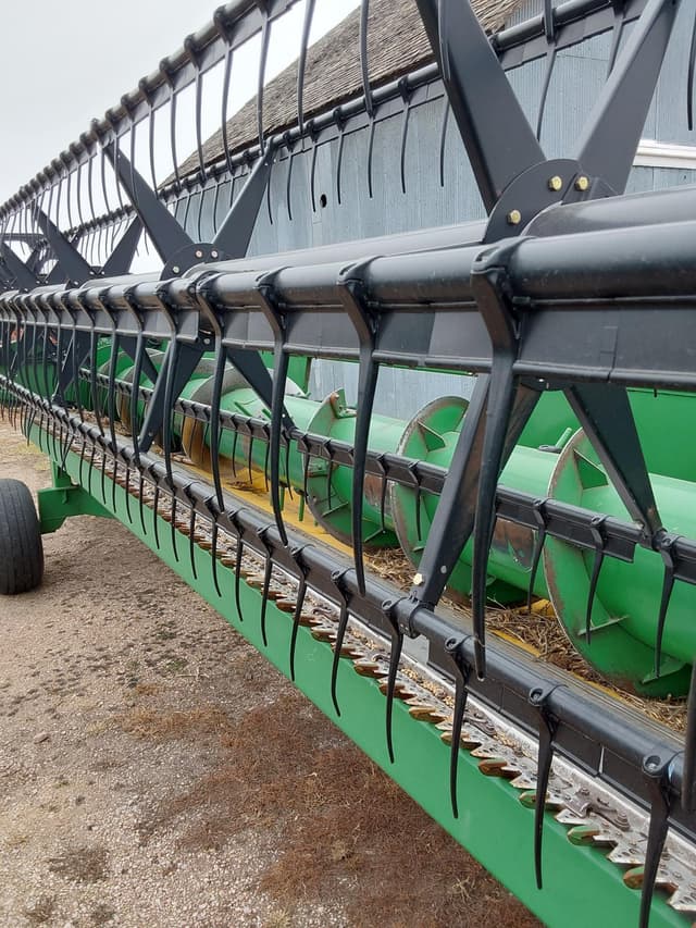 Image of John Deere 625F equipment image 4