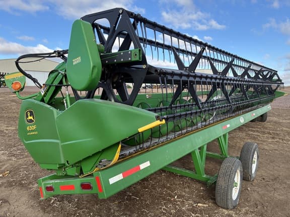 Image of John Deere 630F equipment image 4