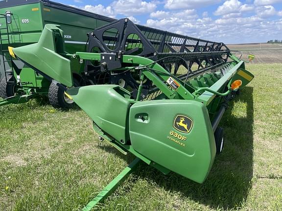 Image of John Deere 630F equipment image 3