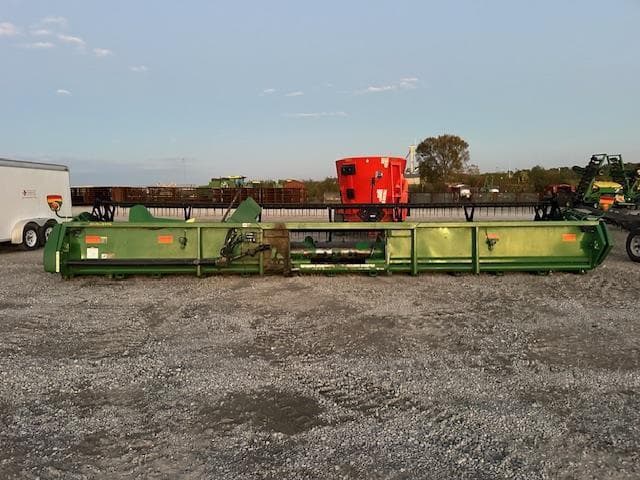 Image of John Deere 630F equipment image 4