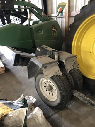 Image of John Deere 630F equipment image 4