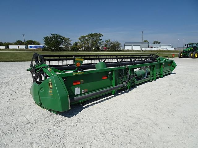 Image of John Deere 630F equipment image 3