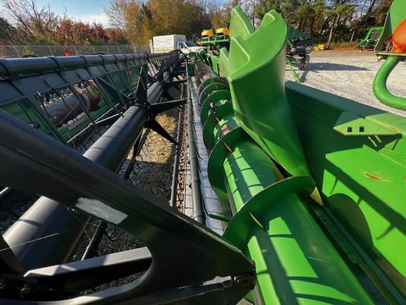 Image of John Deere 630F equipment image 4