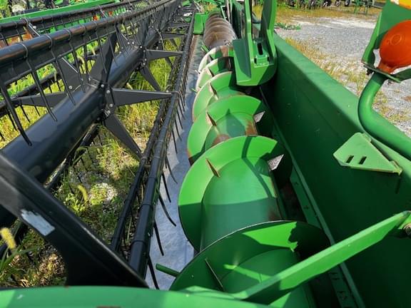 Image of John Deere 630F equipment image 3