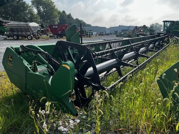 Image of John Deere 630F equipment image 2