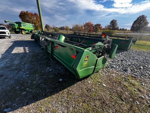 Image of John Deere 630F equipment image 2