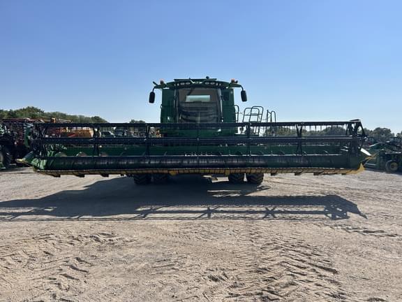 Image of John Deere 630F equipment image 3