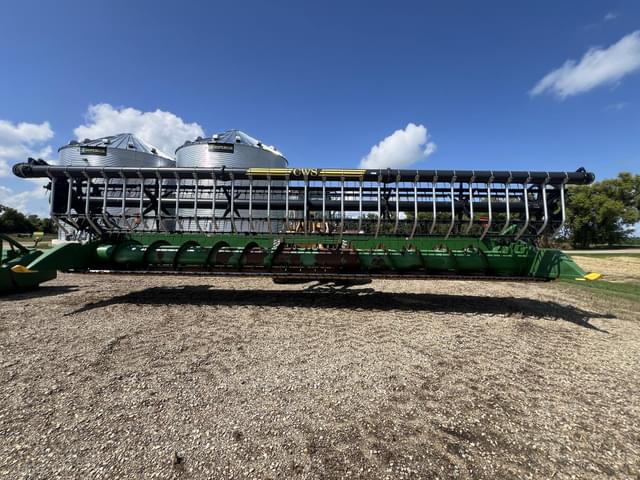 Image of John Deere 630F equipment image 2