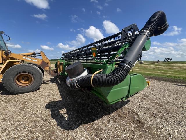 Image of John Deere 630F equipment image 4