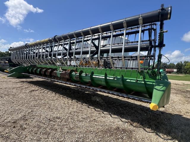 Image of John Deere 630F equipment image 1