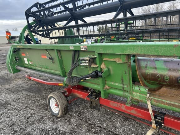 Image of John Deere 630F equipment image 4