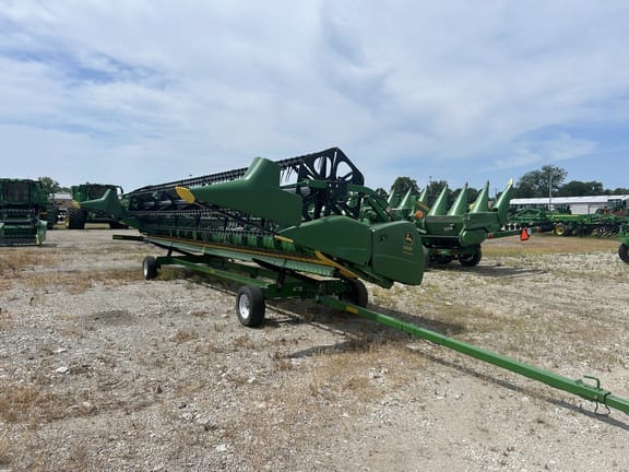 2007 John Deere 630F Equipment Image0