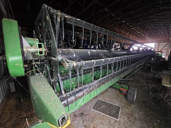 Image of John Deere 635F equipment image 1