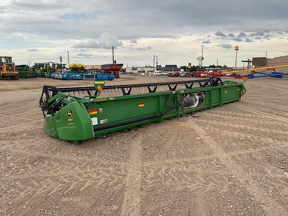 Image of John Deere 635F equipment image 3