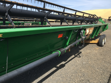 Main image John Deere 635F