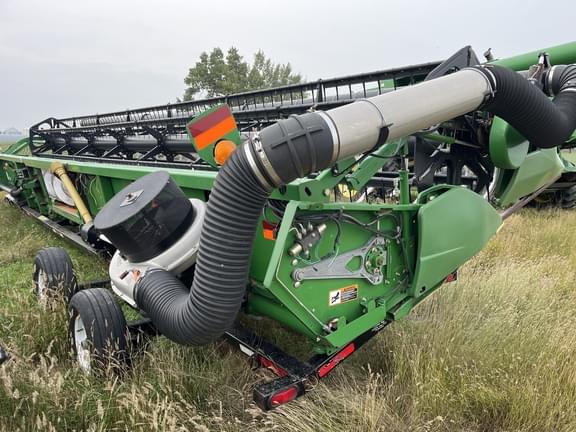 Image of John Deere 635F equipment image 2