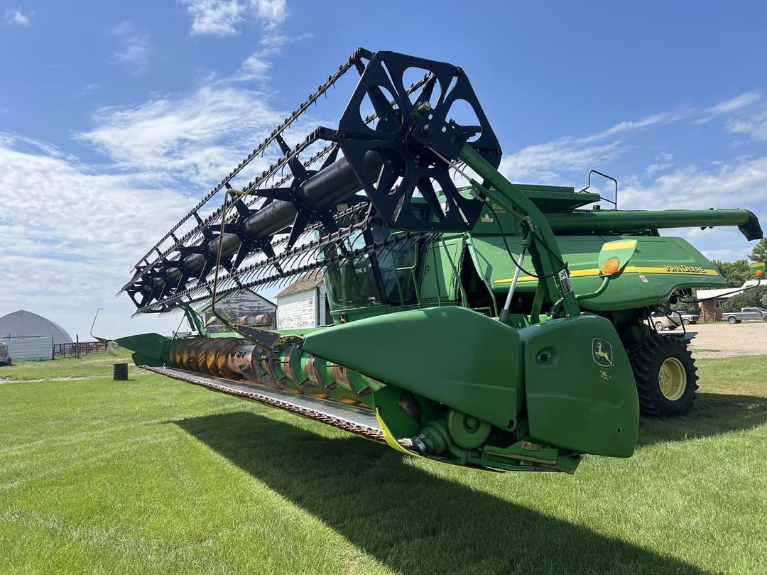 Image of John Deere 635F Primary image